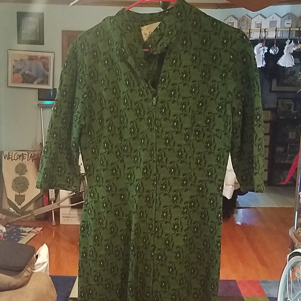 Dress by Adrian Tabin- sz 8 RETRO Dk  green floral z55
